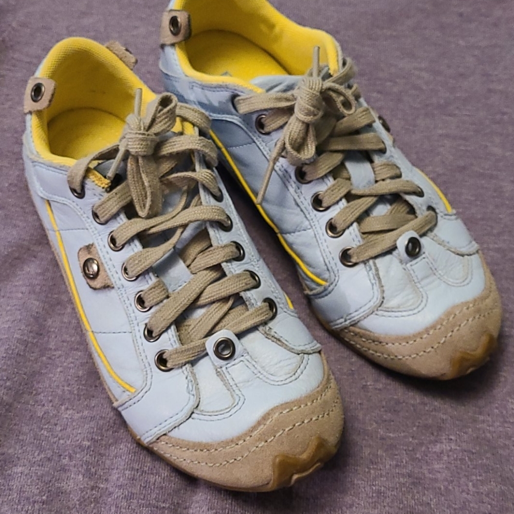 Diesel Light Blue Leather Sneaker Shoe. Light and Comfy